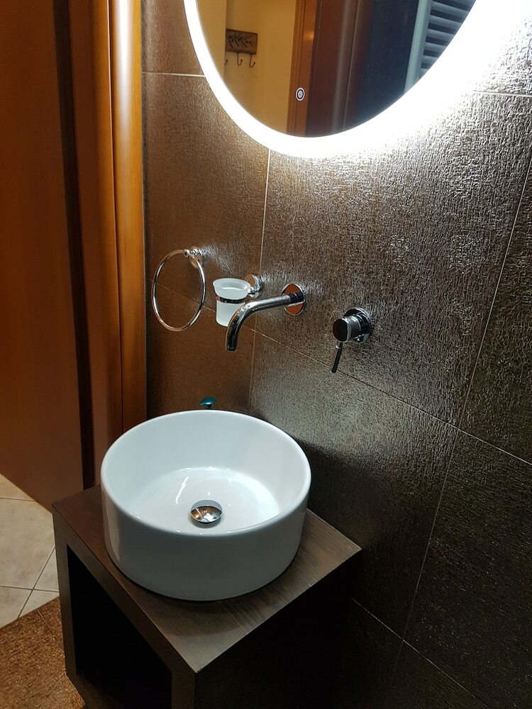 Saint Stephen's Apartments At Meteora