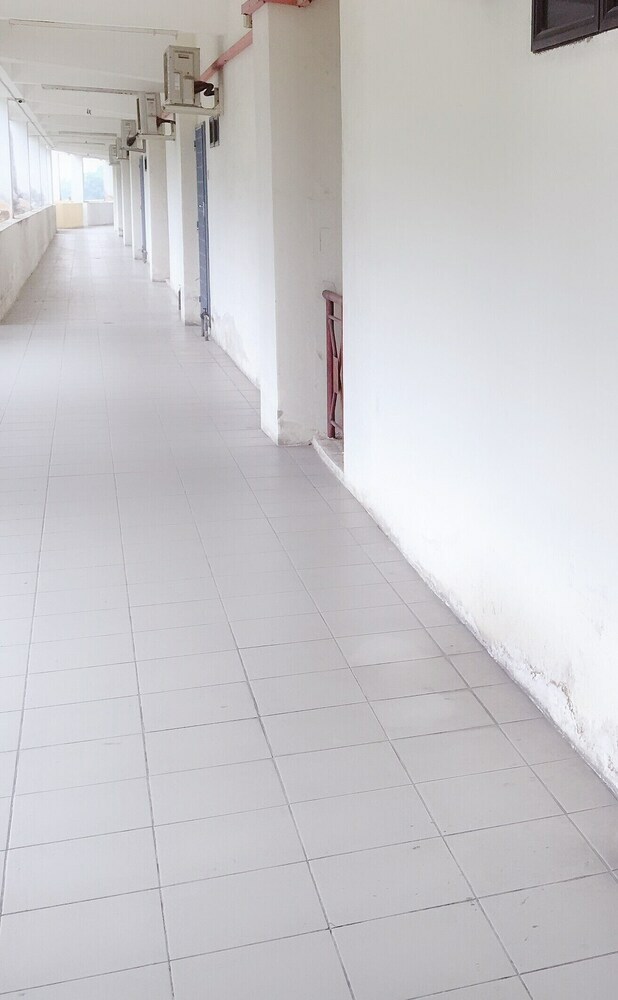 Dindings Pantai Desair Apartment By Dpd