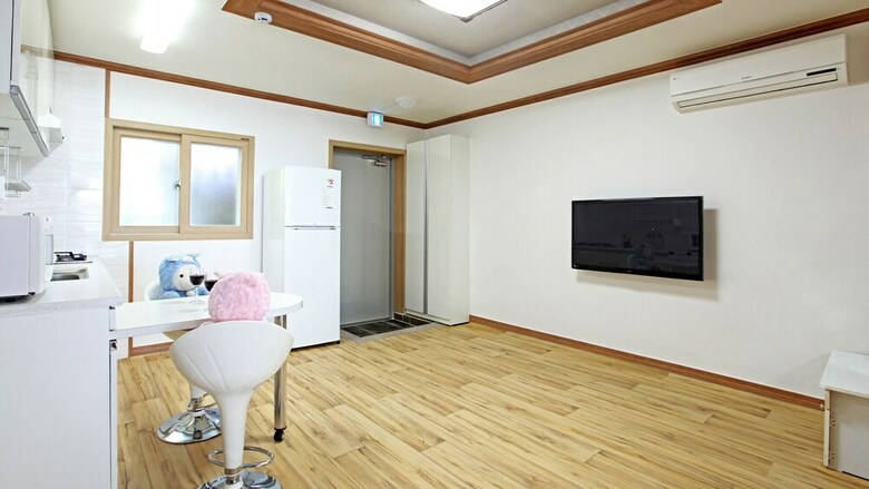 Tongyeong Good Day Pension