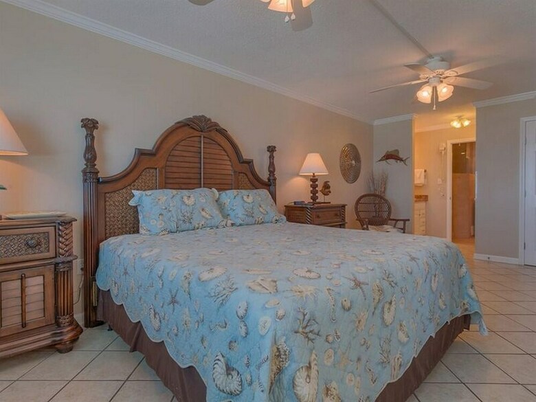 Castaways By Meyer Vacation Rentals