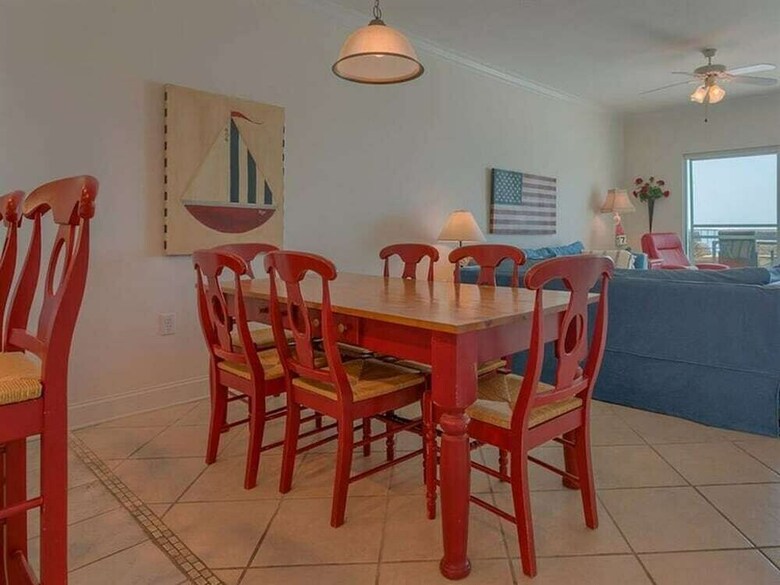 Crystal Shores By Meyer Vacation Rentals