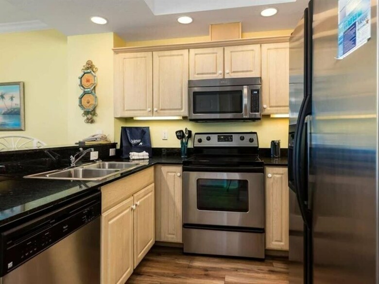 Crystal Shores By Meyer Vacation Rentals