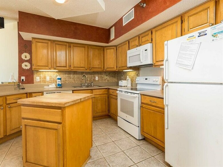 Pelican Pointe By Meyer Vacation Rentals