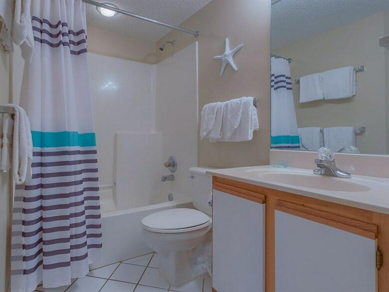Pelican Pointe By Meyer Vacation Rentals