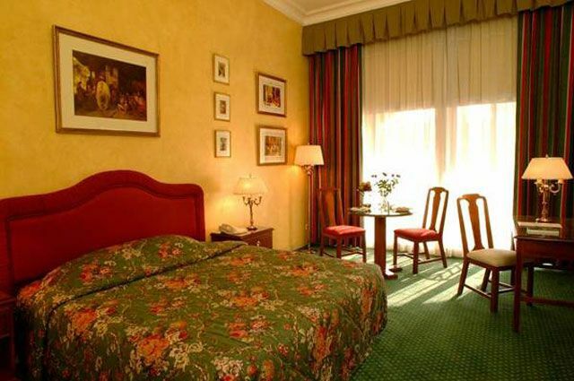 Amarante Pyramids Hotel (formerly Sheraton Royal Gardens)