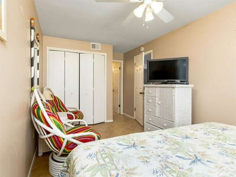 Island Winds West By Meyer Vacation Rentals