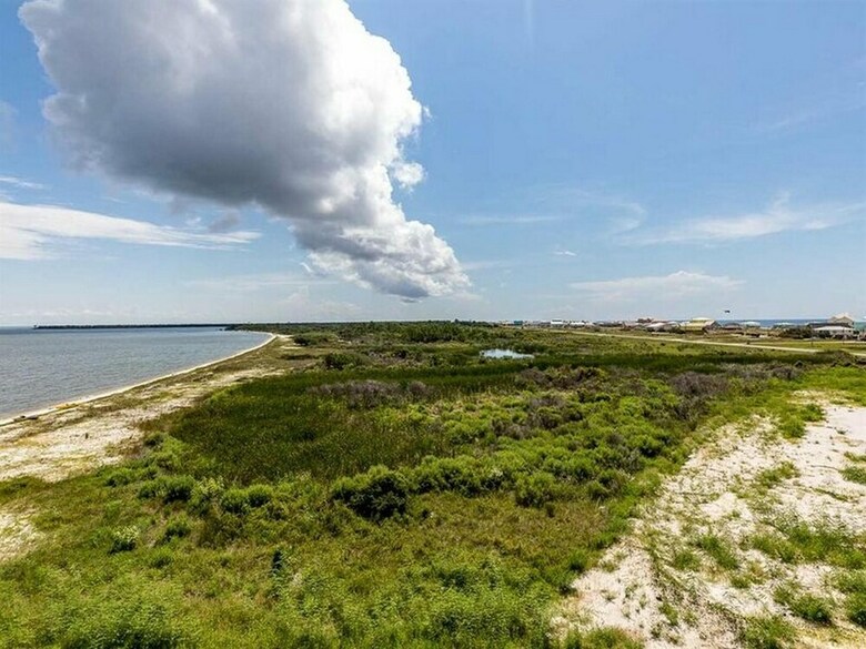 Navy Cove Harbor By Meyer Vacation Rentals