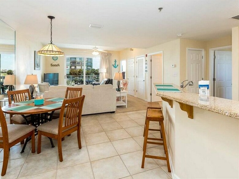 Navy Cove Harbor By Meyer Vacation Rentals