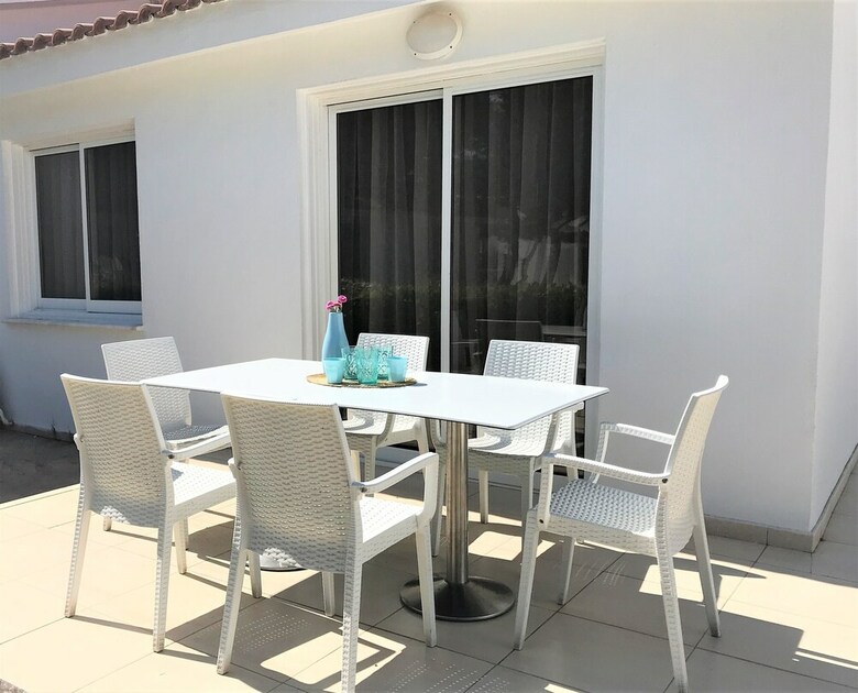 Apartamentos Fig Tree Z Holiday Villas