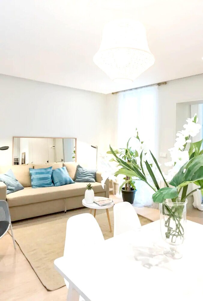 Apartment With One Bedroom In Madrid, With Wifi