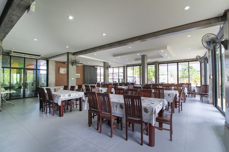 Hotel Oyo 656 Wannee Pachok