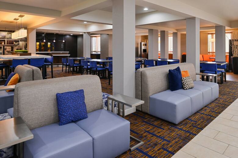 Hotel Courtyard By Marriott Milwaukee Brown Deer