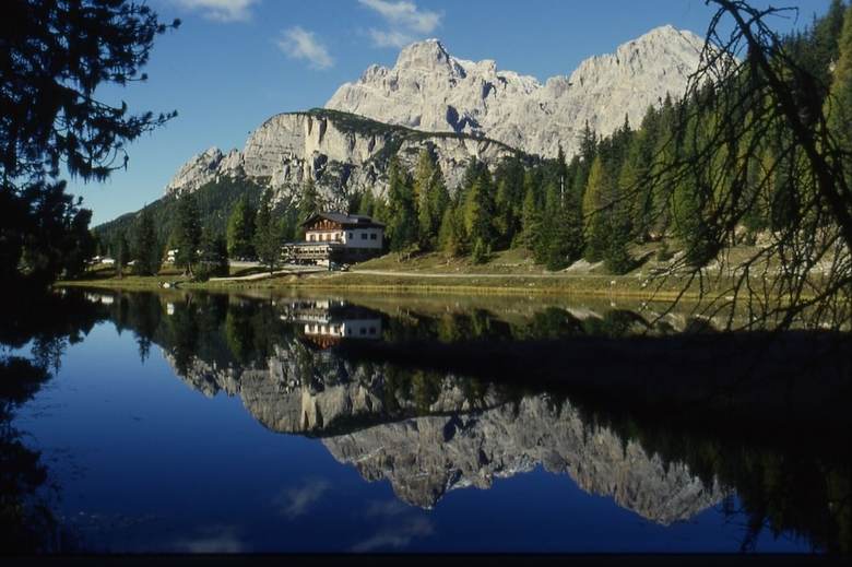 Hotel Chalet Lago Antorno