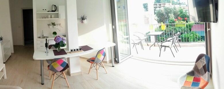 Apartamentos Guest House Djonovic