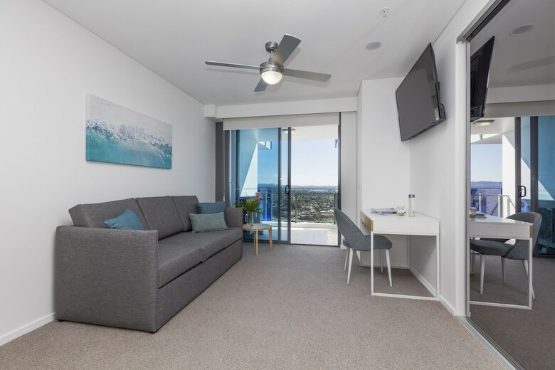 Sky Broadwater Apartments