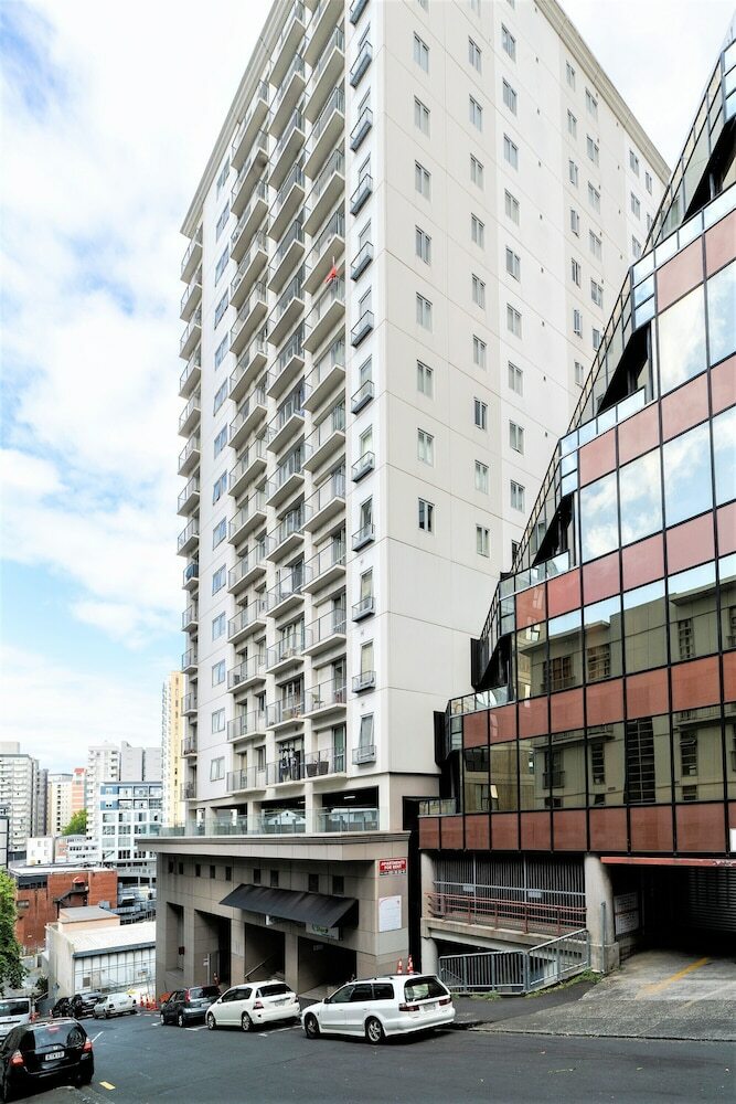 Warm & Cosy Two-bedroom Apartment In Cbd