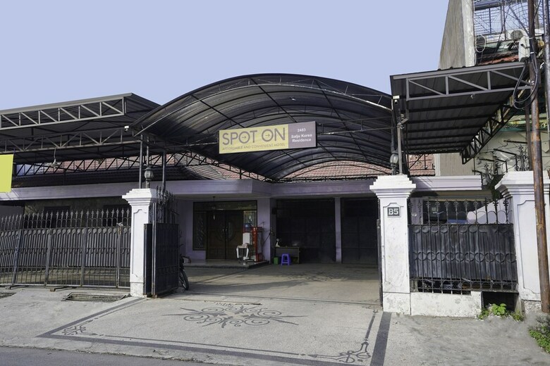 Hotel Spot On 2483 Salju Korea Residence