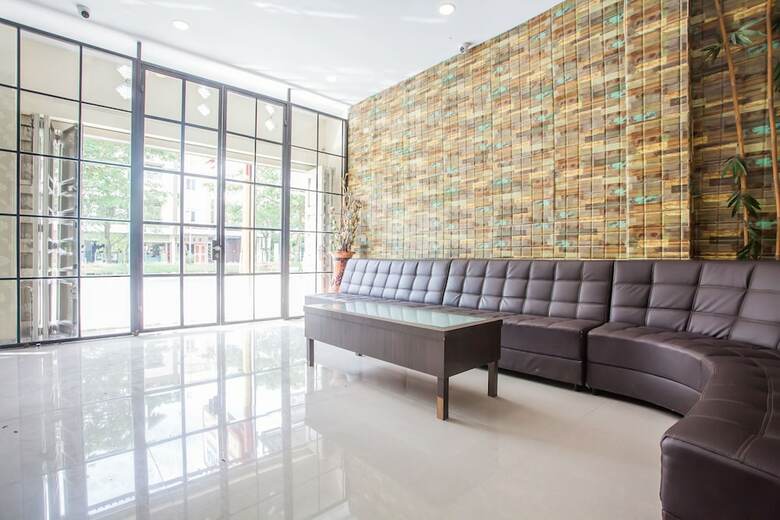Oyo 2361 Hotel Winston