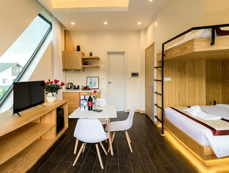 Hotel Redpine Condotel
