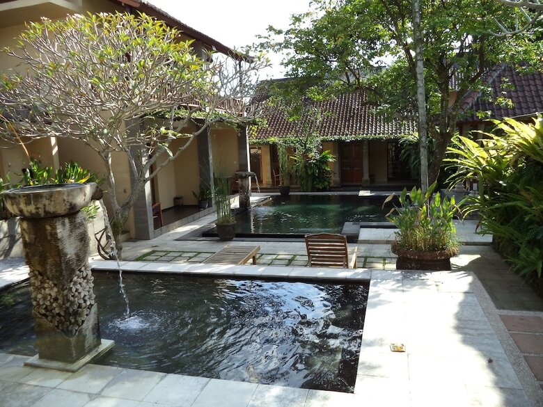 Apartamento Lokasari Bungalows Spa & Gallery
