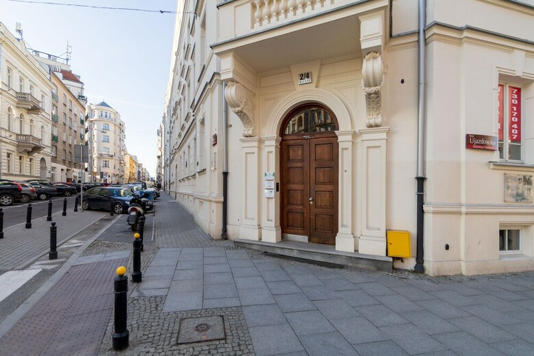 Wilcza ?r�dmie?cie Cozy Apartment