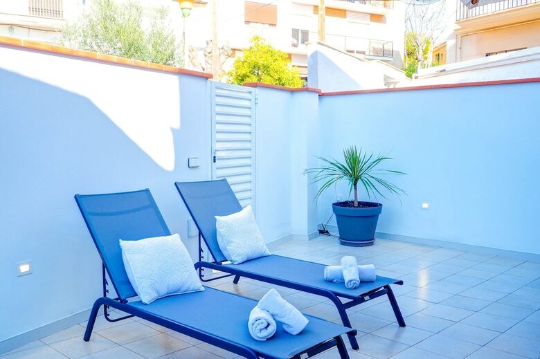 San Sebastian Apartment With Patio