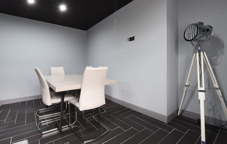 Apartamentos Swan St Suite Slps -23