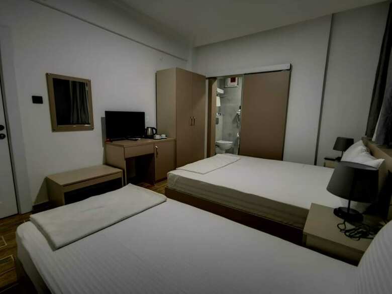 Hotel No57 Suites