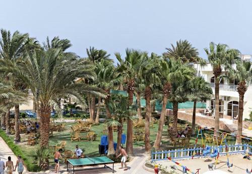 Hotel Empire Beach Resort