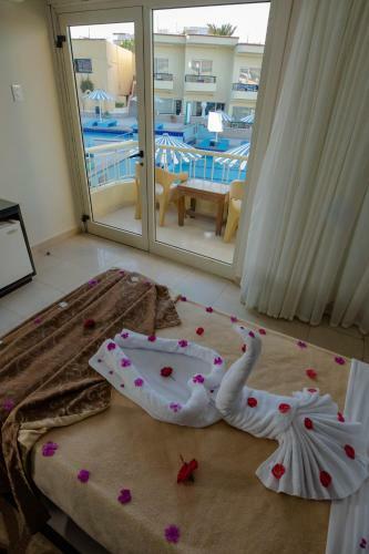 Hotel Sand Beach Resort