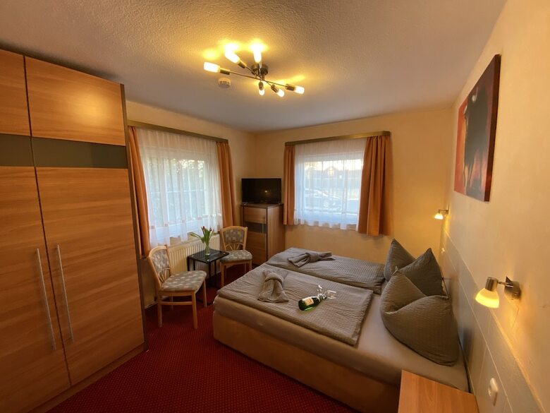 Posada G�stehaus Fliegerh�usle Hagnau
