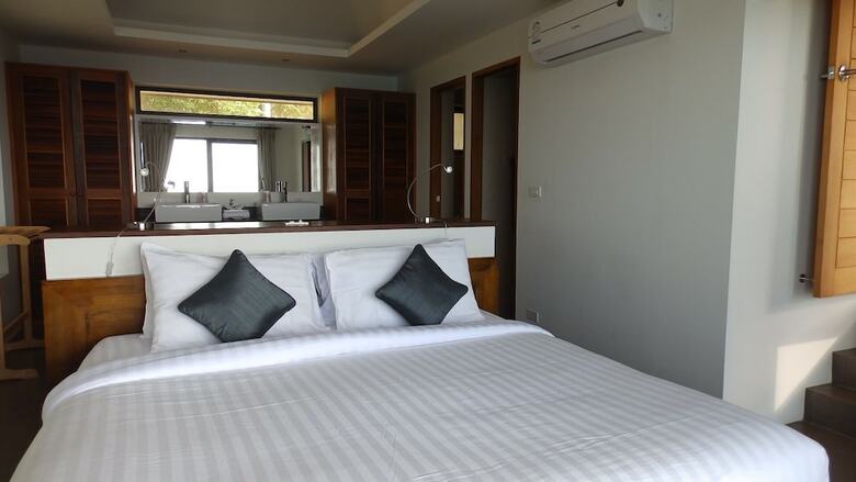 1 Bedroom Seaview Villa Anthong Hills