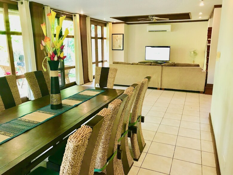 4 Bedroom Villa On Beach Front Resort Tg39