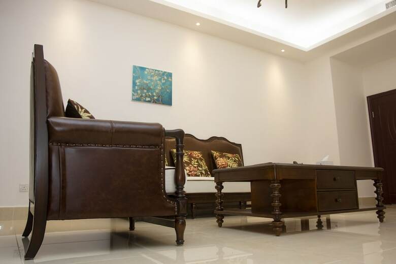 Lark Hotel