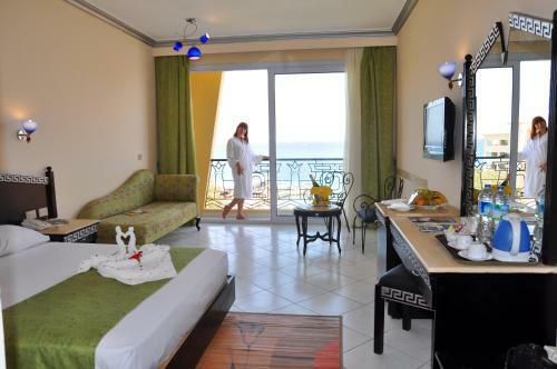 Hotel King Tut Aqua Park Beach Resort