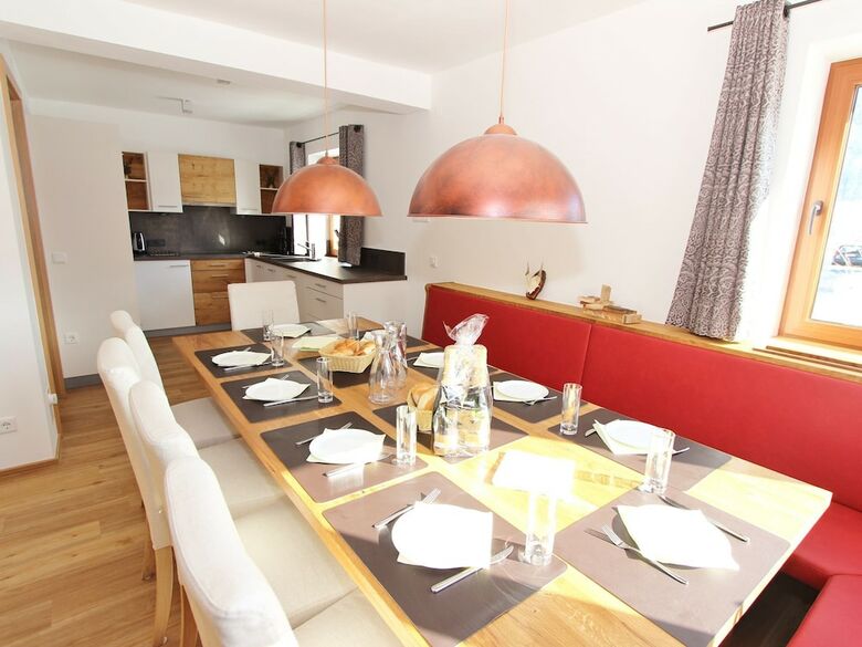 Spacious Chalet With Garden In Salzburg