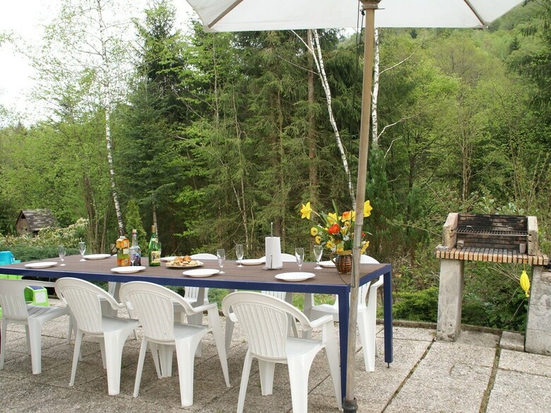 Villa Beautiful Chalet In Le M�nil With Private Garden