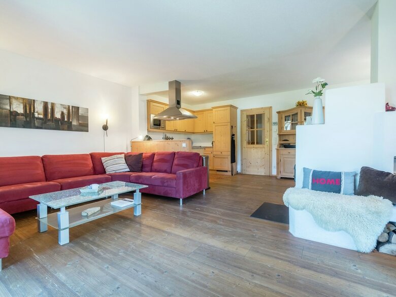 Charming Apartment In Kirchberg With Private Garden