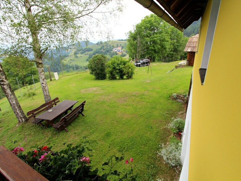 Charming Holiday Home With Garden In Eberstein