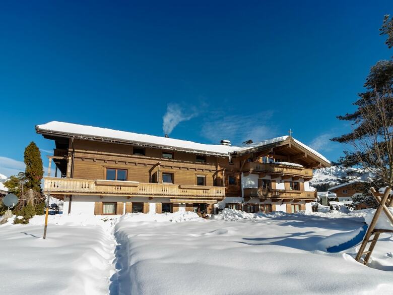 Spacious Apartment In Kitzbuhel With Balcony