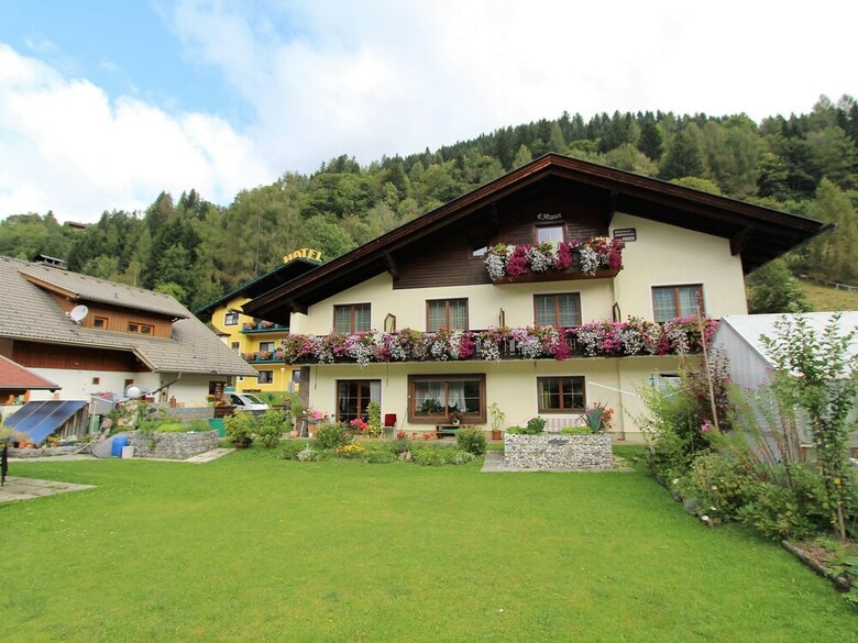 Gorgeous Apartment In Carinthia Austria With Garden