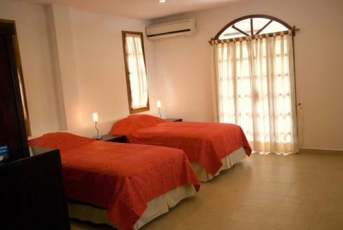 Galapagos Suites Bed & Breakfast