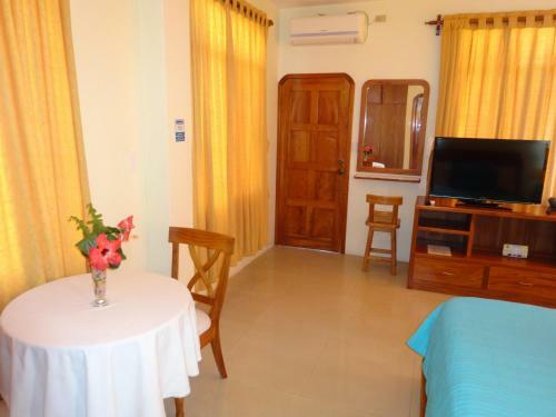 Hotel Suites Del Sol