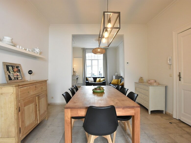 Apartamentos This Old Town House Has Been Completely Renovated