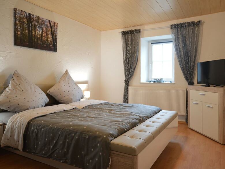 Comfortable Flat With Garden And Covered Terrace In Forested Surroundings