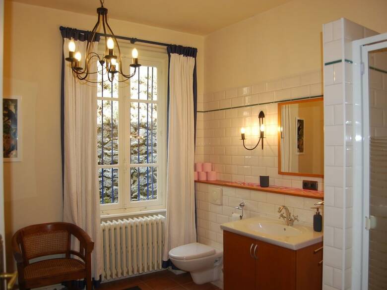 Charming Holiday Home In �tables With Swimming Pool