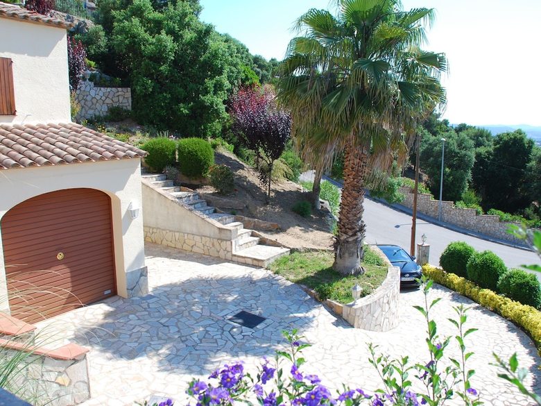 Deluxe Villa In Calonge With Private Pool