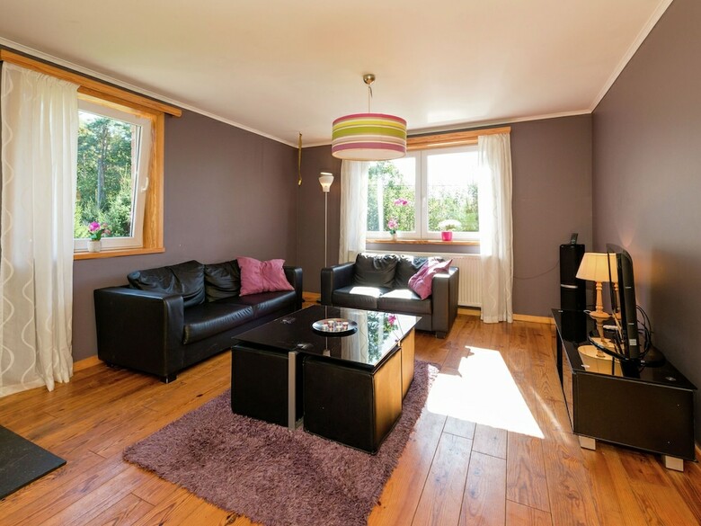 Villa With Jacuzzi And Sauna In A Very Quiet Spot