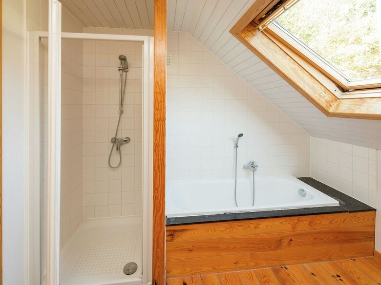 Villa With Jacuzzi And Sauna In A Very Quiet Spot