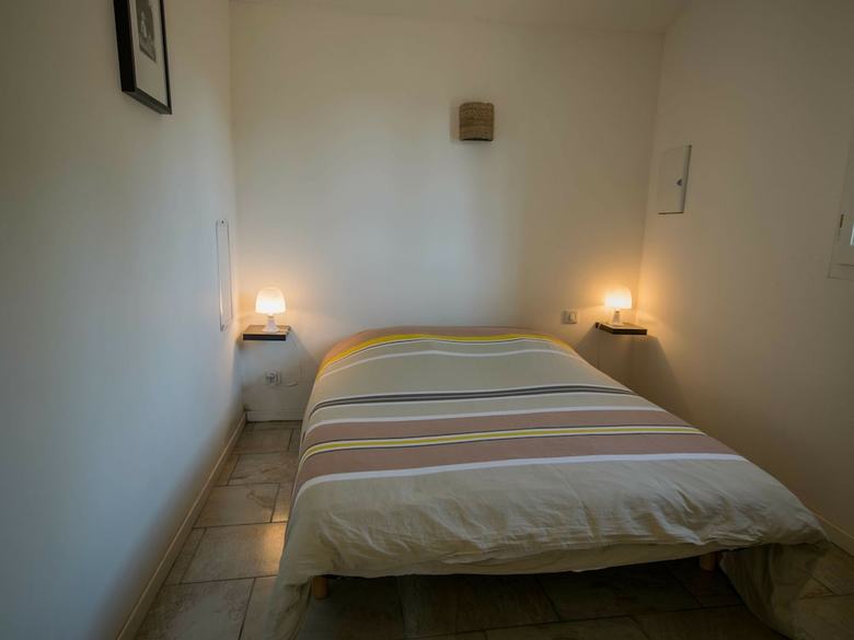 Peaceful Holiday Home Saint-martin-le-redon With Pool